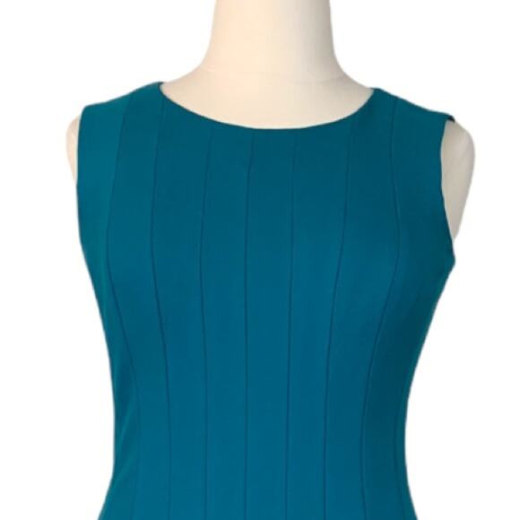 Lands’ End Teal Green/Blue Seamed Sleeveless Fit Flare Ponte Dress Size 14 - Picture 5 of 11